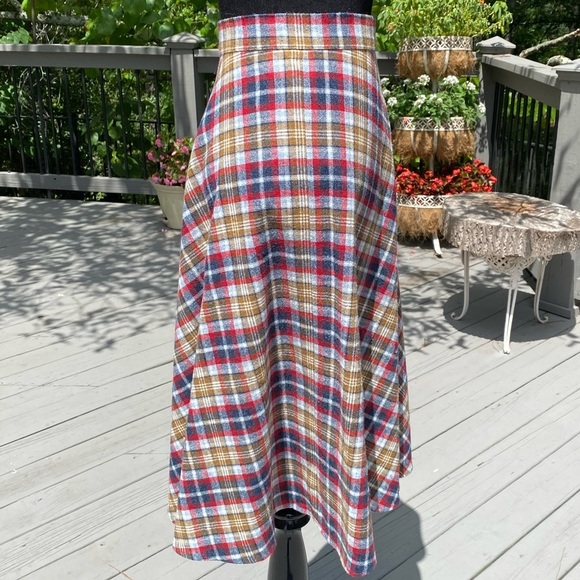 Vintage 60s Highwaisted Metal Zipper Plaid Mod Circle Skirt - Picture 3 of 6